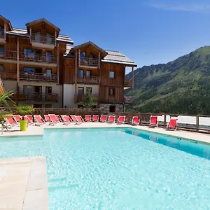 Aparthotel Club Mmv Le Hameau Des Airelles ****, Montgenèvre